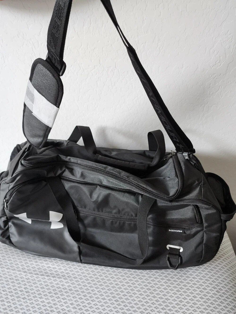 Under Armour Undeniable 4.0 Duffle Bag, Black, Medium